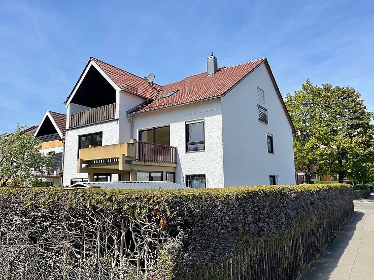 Foto Gepflegtes Dreifamilienhaus in Augsburg - Haunstetten 