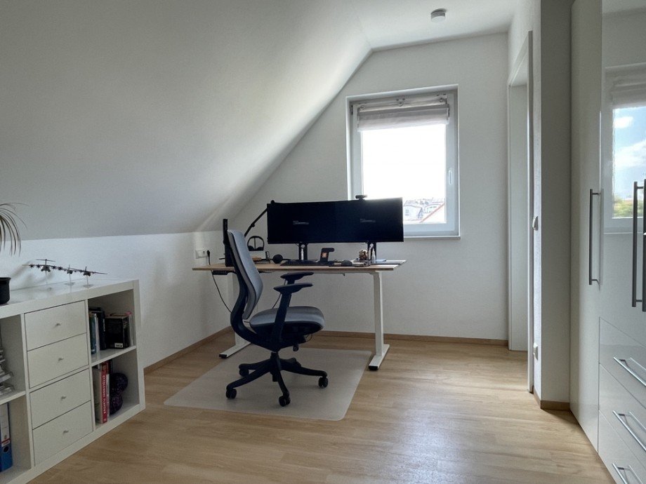 G�ste-/Arbeitszimmer Maisonettewohnung Augsburg / Haunstetten