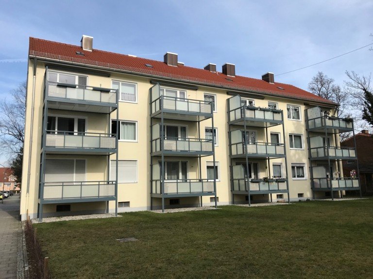 Hausansicht M�nchen Etagenwohnung Renovierungsbed�rftige, kompakte Wohnung in guter Lage von M�nchen - Laim zu verkaufen