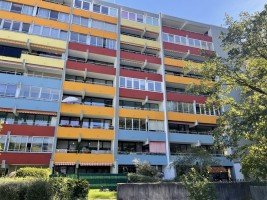 Hauptbild Gro�z�gige Wohnung im Herrenbach mit absperrbarer TG-Box 