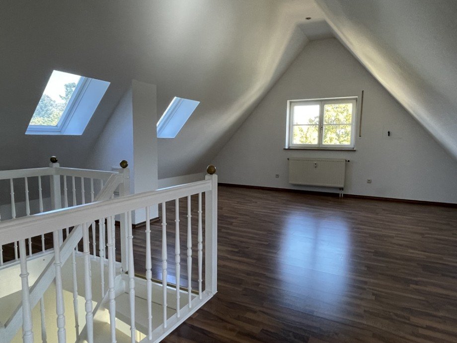 Zimmer Maisonettewohnung Stadtbergen / Deuringen