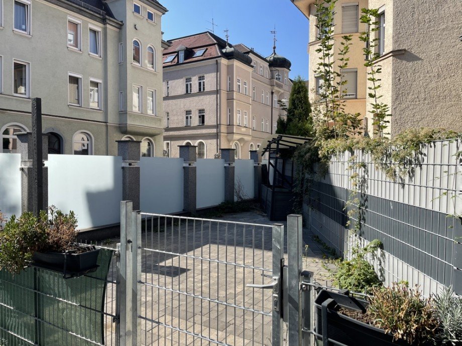 Garten-/Terrassenfl�che Dachgeschosswohnung Augsburg