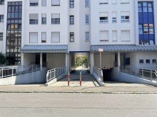 Tiefgarageneinfahrt 3 ZKB, Balkon inklusive TG-Stellplatz nahe Lech zu verkaufen