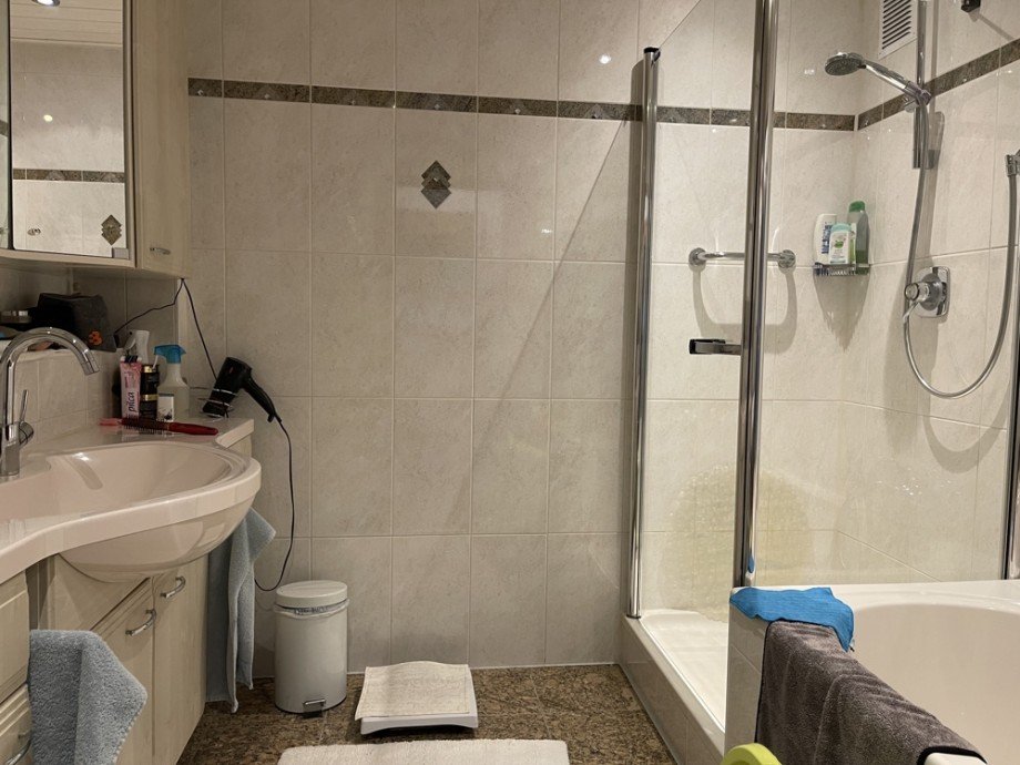Bad Etagenwohnung Augsburg / Haunstetten