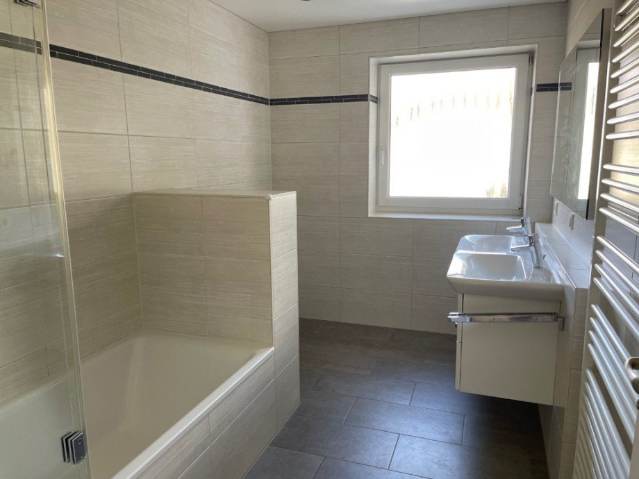 Modernes Tageslichtbad Etagenwohnung M�nchen