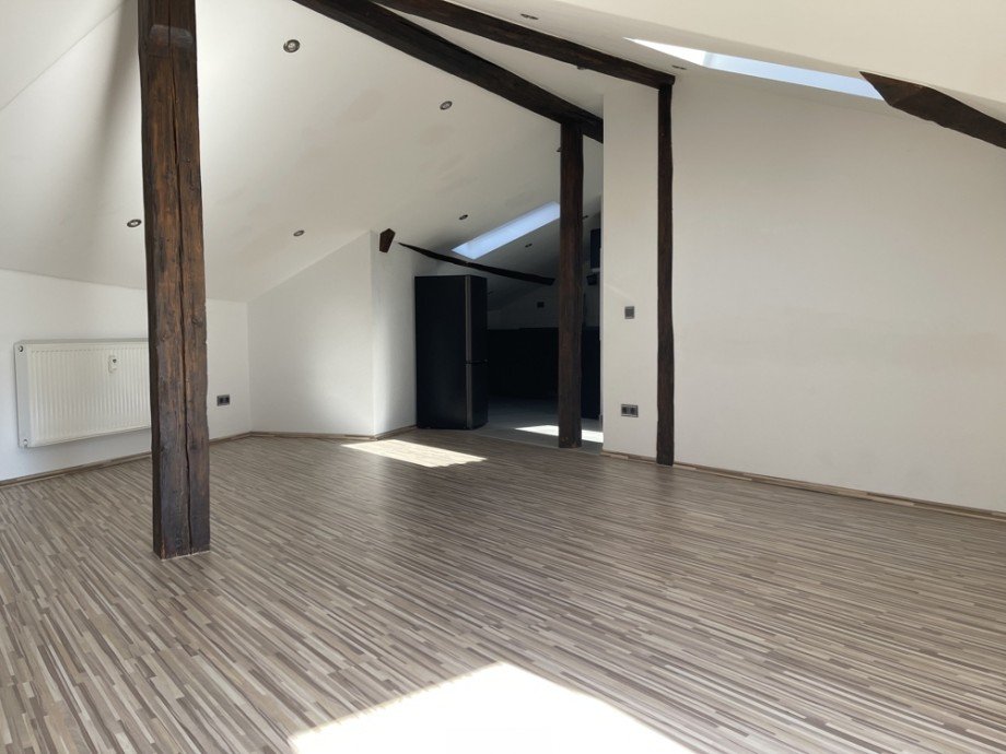 Wohnen/Essen Dachgeschosswohnung Augsburg